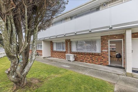 Photo of property in 2/246 Main Road, Tawa, Wellington, 5028