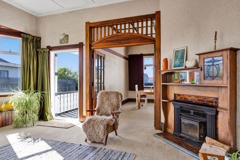 Photo of property in 8 Lincoln Street, Patea, 4520