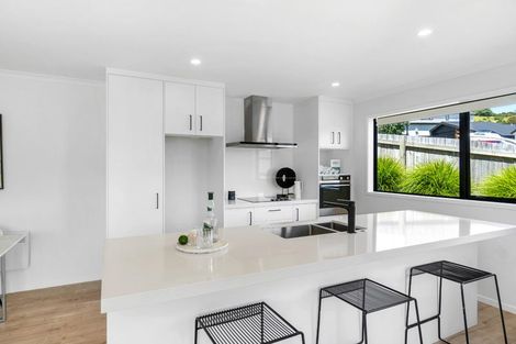 Photo of property in 46 Pacific Heights Road, Orewa, 0931