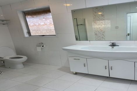 Photo of property in 31 Sequoia Place, Sunnynook, Auckland, 0620