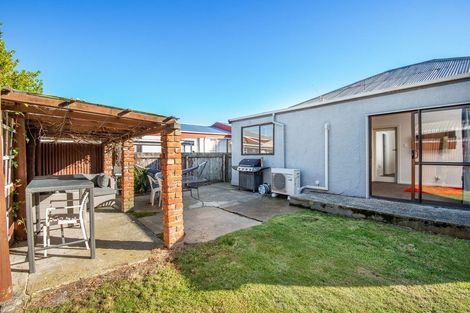 Photo of property in 101 Oxford Street, South Dunedin, Dunedin, 9012