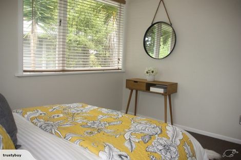 Photo of property in 198 Woodlands Park Road, Titirangi, Auckland, 0604