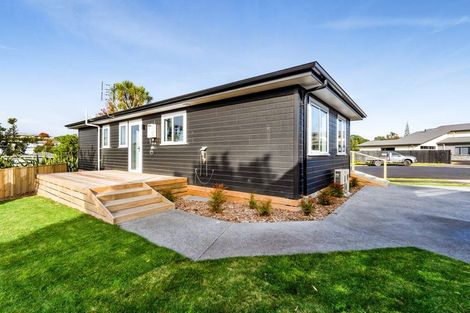 Photo of property in 20a Maple Crescent, Whalers Gate, New Plymouth, 4310