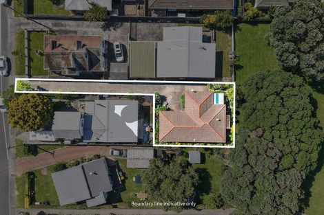 Photo of property in 175a Centreway Road, Orewa, 0931