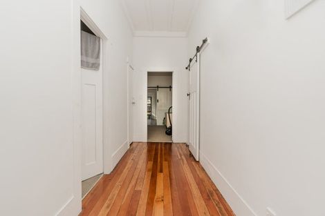 Photo of property in 34 Te Aroha Street, Hamilton East, Hamilton, 3216