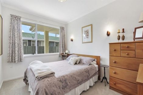 Photo of property in 43 Woolley Street, Avondale, Christchurch, 8061