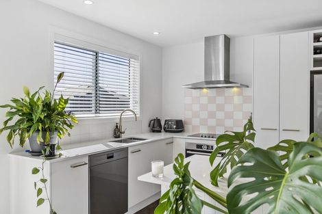 Photo of property in 11 Union Drive, Papamoa, 3118