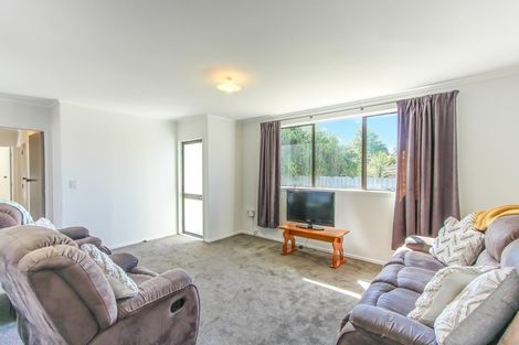 Photo of property in 3c Farnworth Avenue, Holdens Bay, Rotorua, 3010
