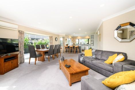 Photo of property in 9 Montana Way, Milson, Palmerston North, 4414