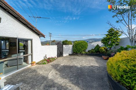 Photo of property in 16 Eastbank Street, Waverley, Dunedin, 9013