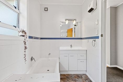 Photo of property in 12 Mara Street, Mangatainoka, Pahiatua, 4982