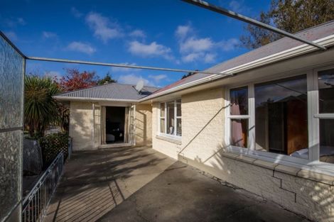 Photo of property in 23 Radbrook Street, Avonhead, Christchurch, 8042