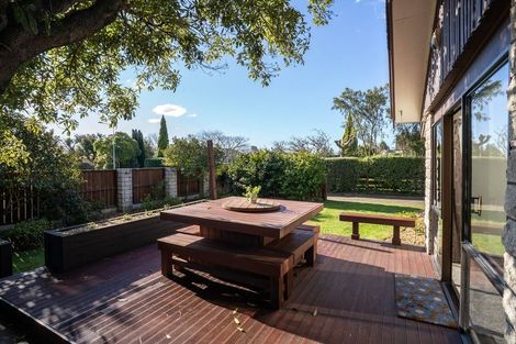 Photo of property in 8 Oldham Crescent, Halswell, Christchurch, 8025