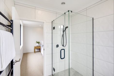 Photo of property in 21 West Place, Greenmeadows, Napier, 4112