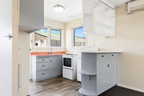 Photo of property in 2/60 Avalon Street, Richmond, Christchurch, 8013