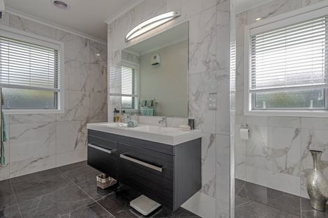 Photo of property in 33 Elmira Avenue, Hokowhitu, Palmerston North, 4410