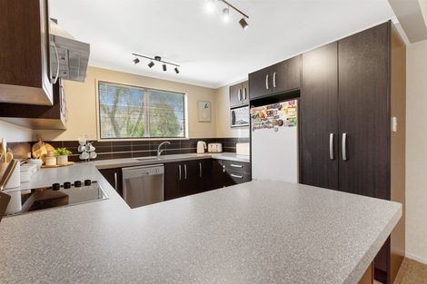 Photo of property in 1 Kimberley Grove, Westbrook, Palmerston North, 4412