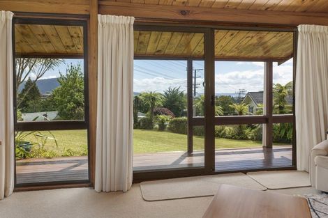 Photo of property in 64 Utuhina Road, Springfield, Rotorua, 3015