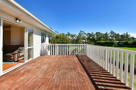 Photo of property in 37 Te Pua School Road, Helensville, 0875