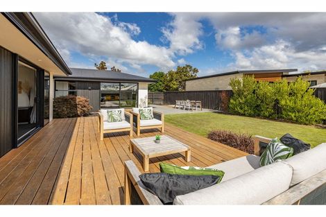 Photo of property in 21 Awa Place, Rangiora, 7400