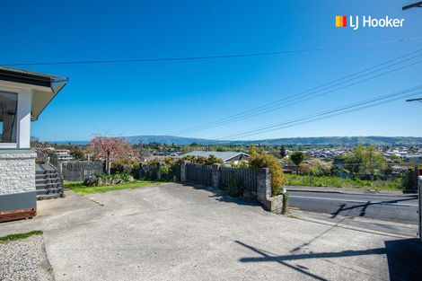 Photo of property in 16 Clyde Street, Kinmont Park, Mosgiel, 9024