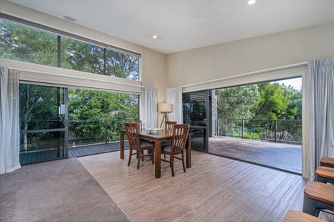 Photo of property in 4 Tarapatiki Drive, Whitianga, 3510