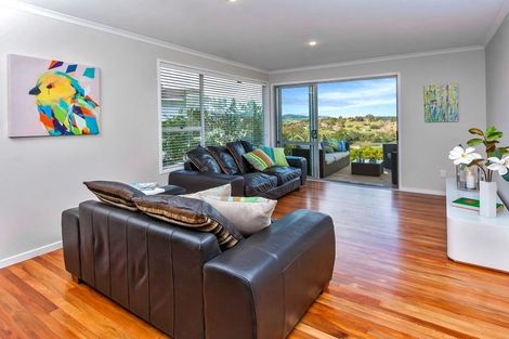 Photo of property in 121 Sandspit Road, Shelly Park, Auckland, 2014
