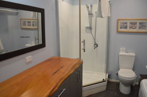 Photo of property in 186 Victoria Street, Coromandel, 3506