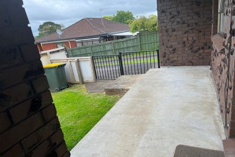 Photo of property in 2/40 Gills Avenue, Papakura, 2110