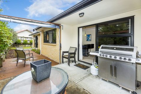 Photo of property in 15 Ormrod Grove, Riverstone Terraces, Upper Hutt, 5018