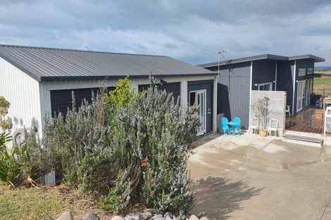 Photo of property in 154 Pukehina Parade, Pukehina, Te Puke, 3189