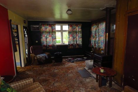 Photo of property in 9 Main Road, Hector, 7822