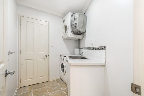 Photo of property in 10 Stratford Place, Huntington, Hamilton, 3210