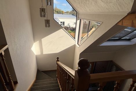 Photo of property in 9a Phoenix Avenue, Hokowhitu, Palmerston North, 4410