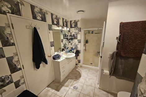 Photo of property in Tuscany Towers, 30/1 Ambrico Place, New Lynn, Auckland, 0600