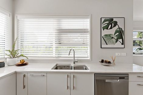 Photo of property in 7 Waiarohia Place, Hobsonville, Auckland, 0616