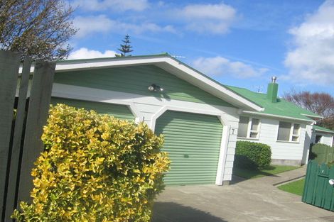 Photo of property in 7 Martin Grove, Normandale, Lower Hutt, 5010