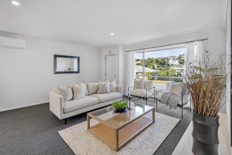 Photo of property in 43 Donald Street, Stanmore Bay, Whangaparaoa, 0932