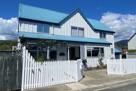 Photo of property in 2 Helena Way, The Wood, Nelson, 7010