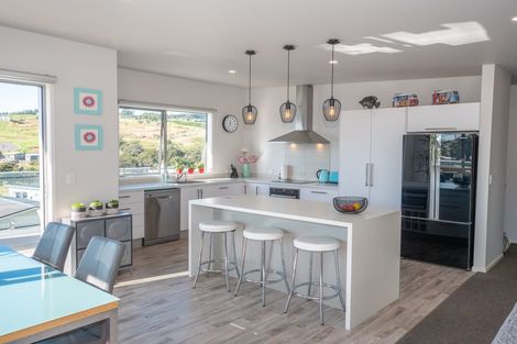 Photo of property in 7 Protea Drive, Cable Bay, 0420