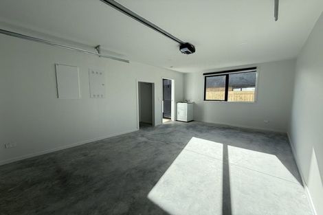 Photo of property in 4b Bathurst Street, Silverstream, Upper Hutt, 5019