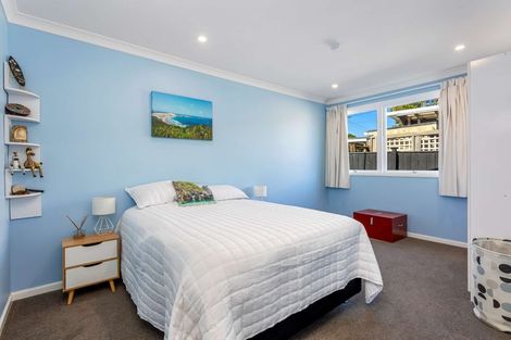 Photo of property in 1/176 Birkdale Road, Birkdale, Auckland, 0626