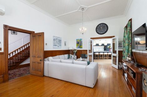 Photo of property in 36 Van Diemen Street, Nelson South, Nelson, 7010