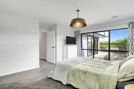 Photo of property in 97b Randwick Crescent, Moera, Lower Hutt, 5010