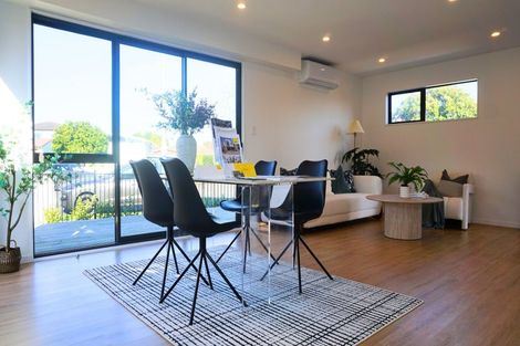 Photo of property in 9a Tangelo Place, Bucklands Beach, Auckland, 2012
