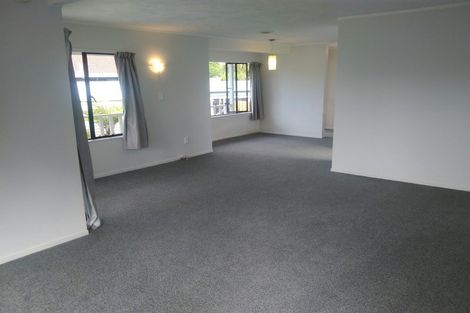 Photo of property in 4 Balmore Place, Wattle Downs, Auckland, 2103