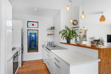 Photo of property in 22 Pacific Road, North New Brighton, Christchurch, 8083