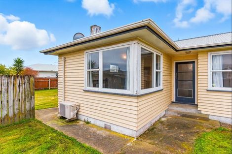 Photo of property in 2 Collingwood Street, Levin, 5510