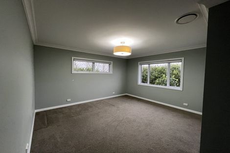 Photo of property in 171 Boord Crescent, Kumeu, 0891