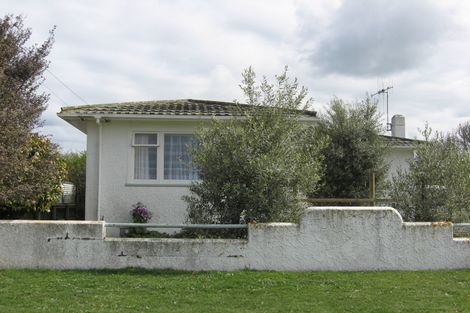 Photo of property in 30 Selwyn Crescent, College Estate, Whanganui, 4500